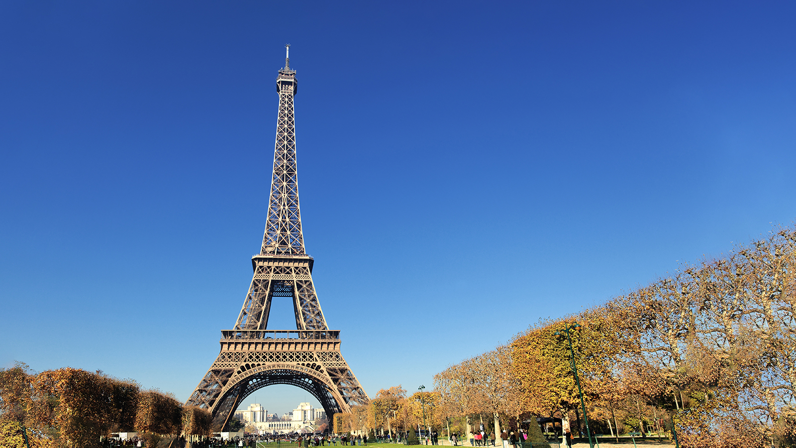 已經賣出20座巴黎鐵塔的愛包枕｜ibao 的法式浪漫情懷